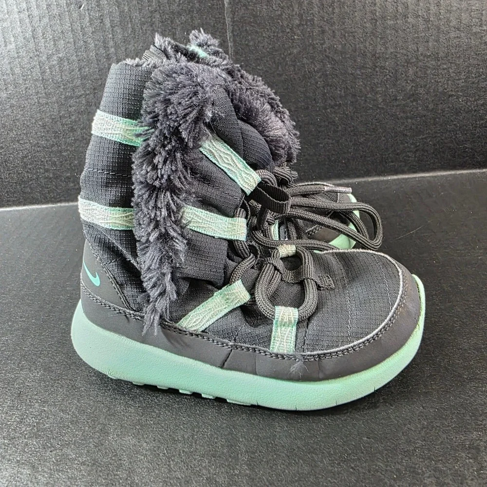 Nike Roshe One Hi Flash GS Black Green Glow 859416-002 Kids Size 9C Boots